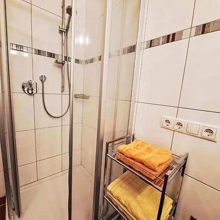 Daire Regina By Interhome Aschau Im Zillertal